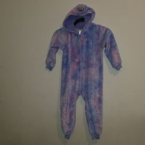 Child hooded onsie